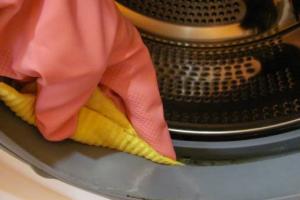 Как почистить стиральную машинку от плесени и налёта — простые и эффективные способы